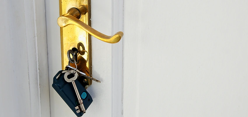 Broken Door Key Extraction in Rohnert Park, CA